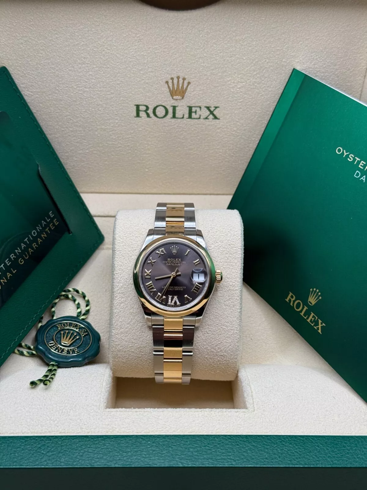 【Super Clone】RLX Datejust m278243-0013/0014  31mm Dark Grey Dial Yellow Rolesor Oyster Watch