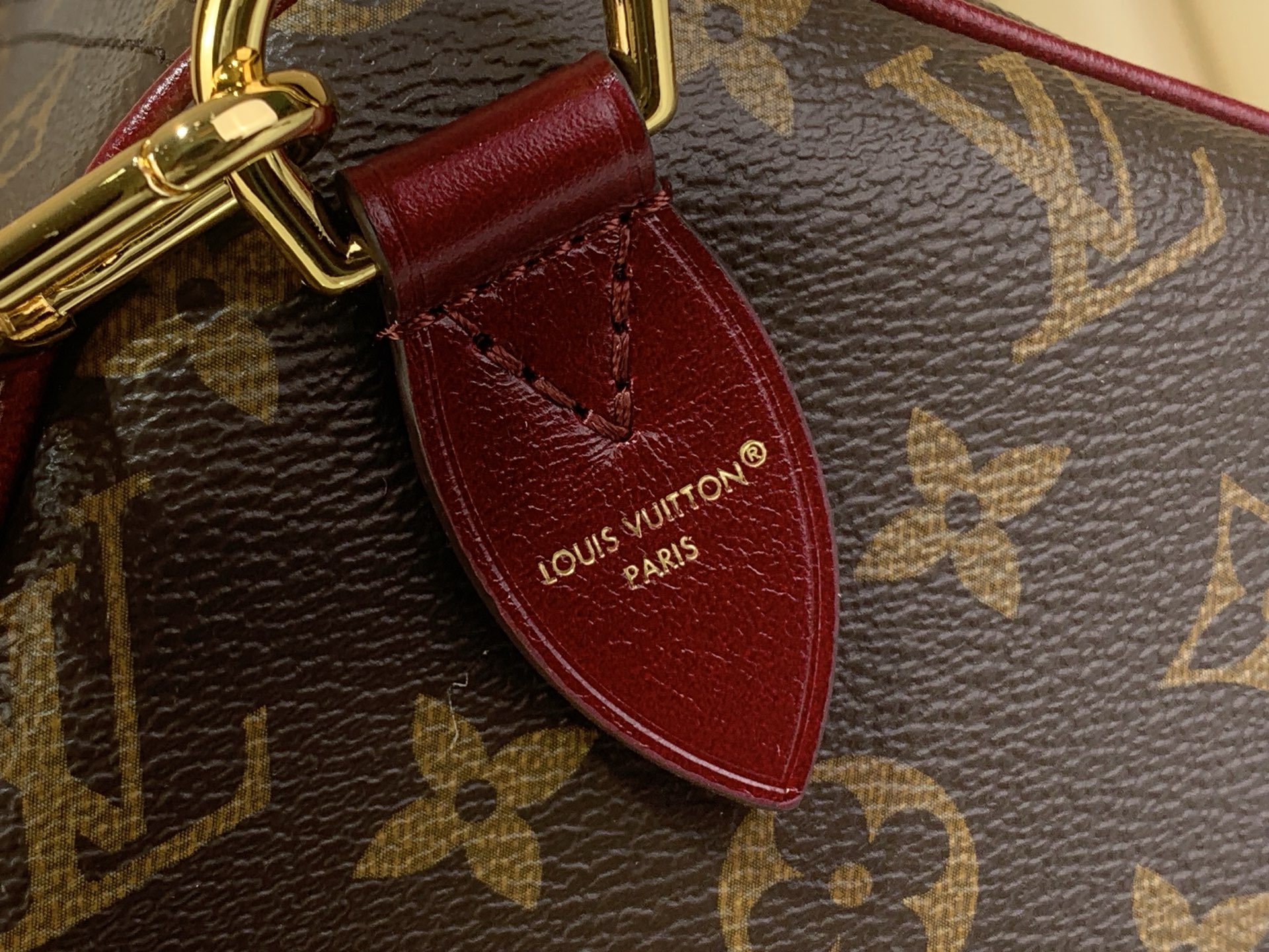 LOUIS VUITTON M28379 Speedy 30 Soft Celebration