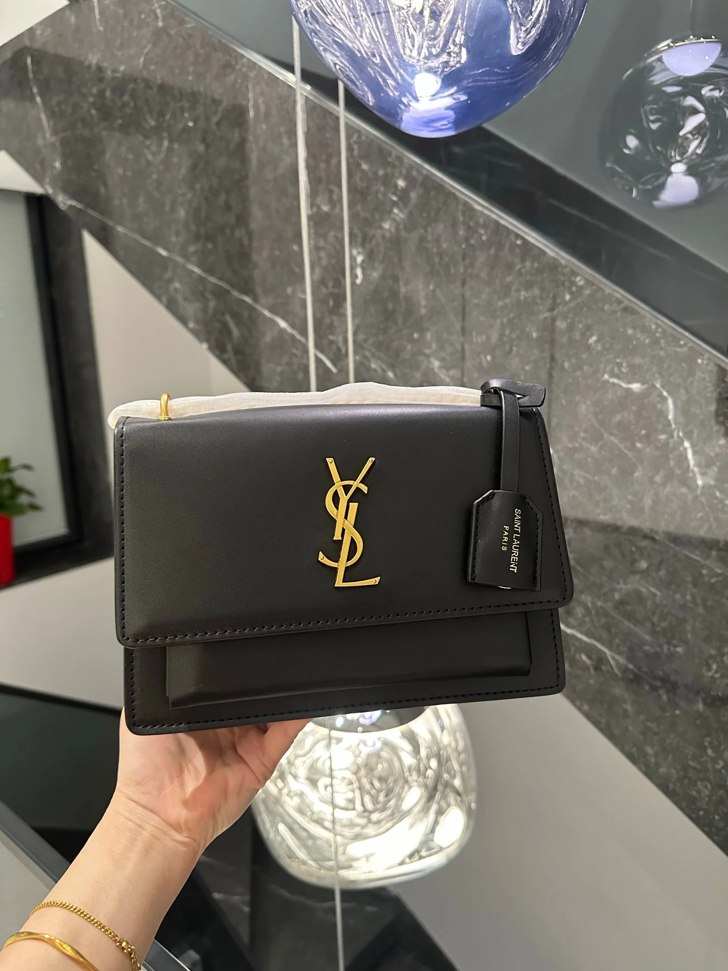 [Saint Laurent] Sunset Medium in smooth leather