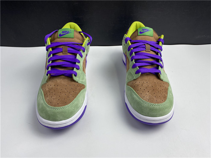 NK Dunk Low Veneer DA1469-200