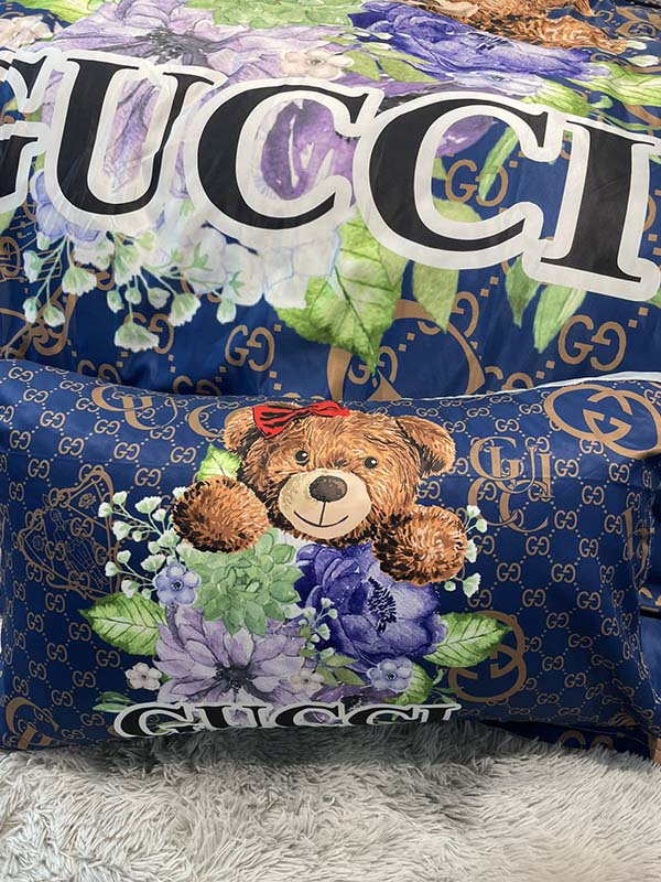Fashion Washable Silk Digital Bear Bedding Sets(1 Quilt,1 Sham,2 pillow cases)SJT-986078