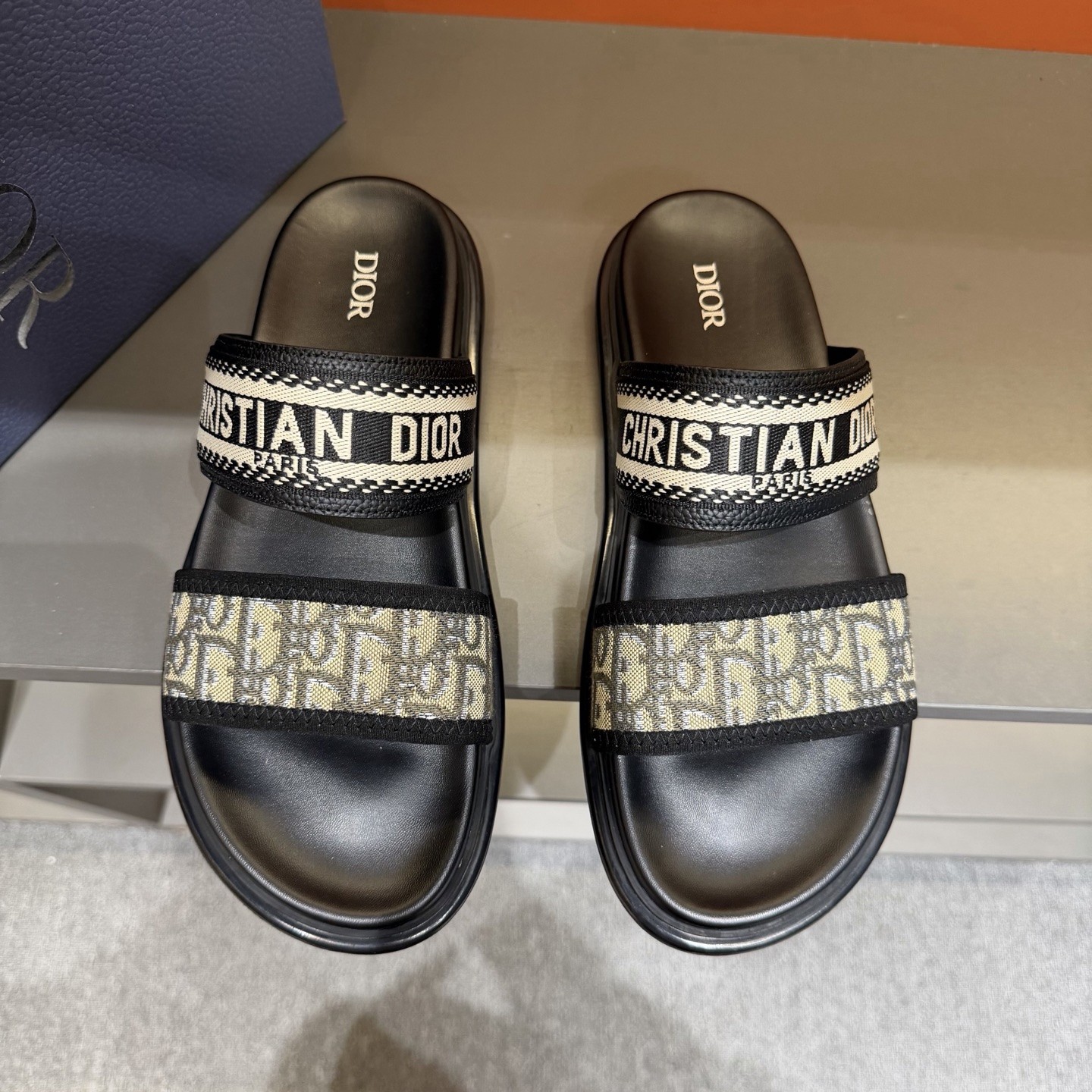 DR Slipper