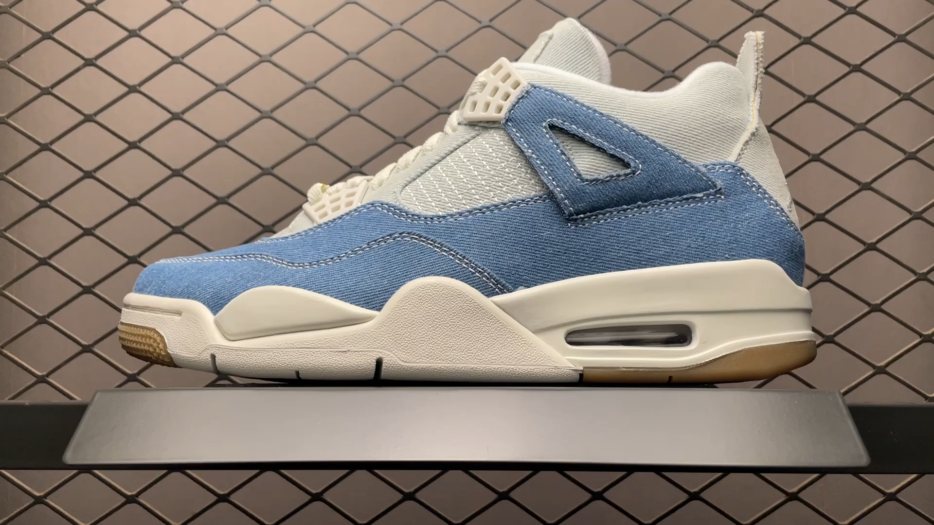 AJ 4 Denim “Worn Blue”2025