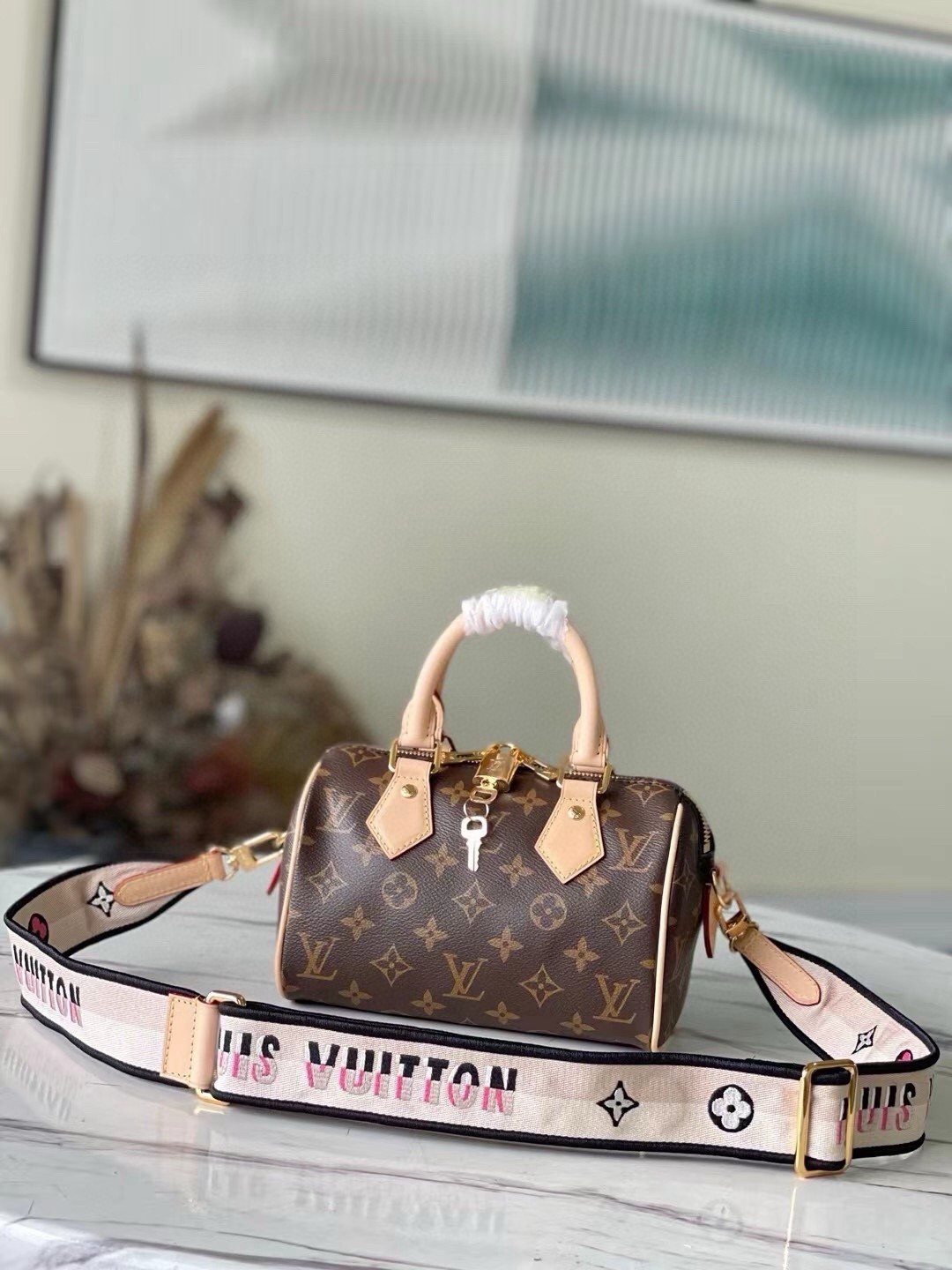 LV  SPEEDY BANDOULIÈRE  M46222 size：20.5x13.5x12cm（Multiple colors）