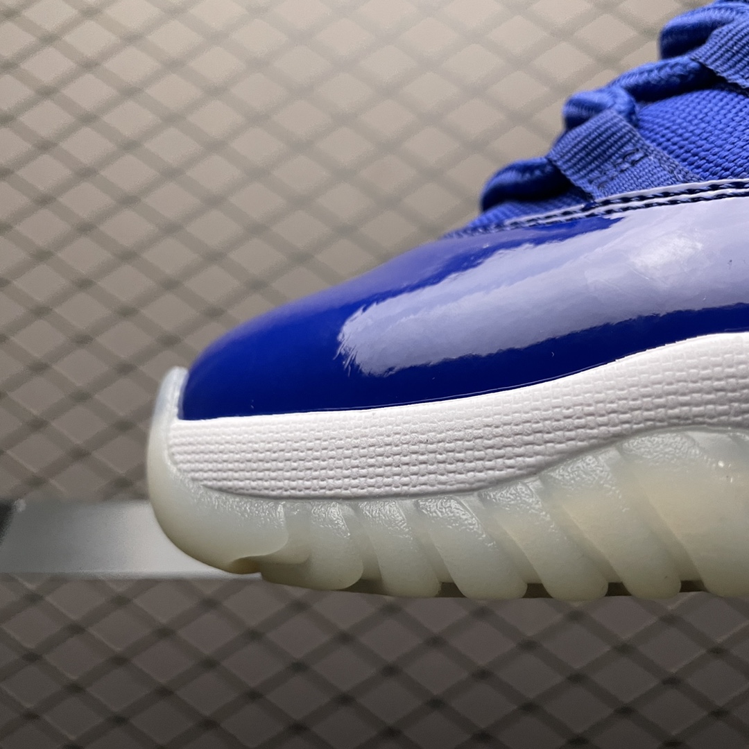 JRD 11 Retro blue AT7802-115