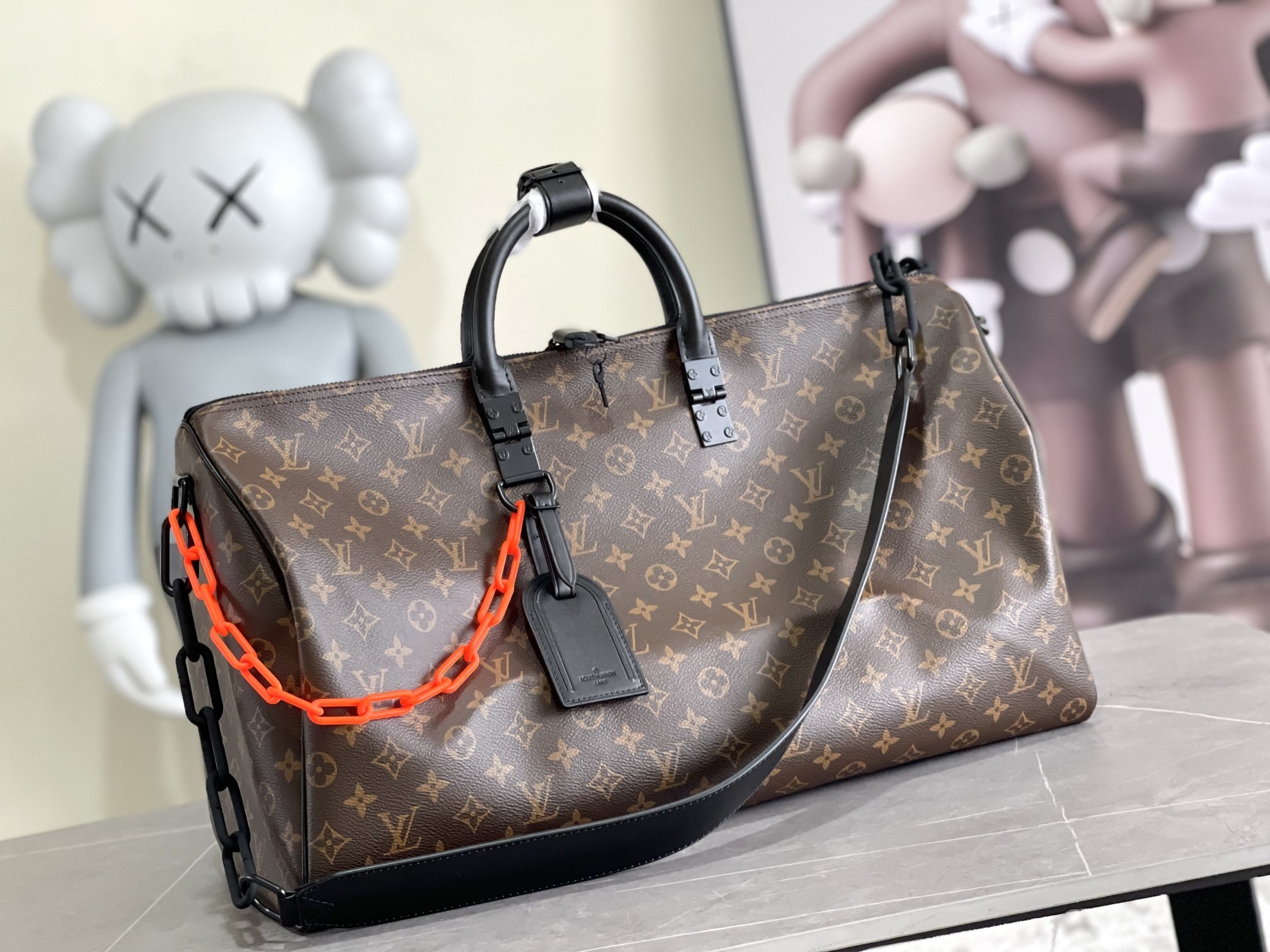LV Travelling bag 50x29x23cm
