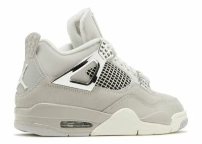 NK Air Jordan 4 Retro ‘Frozen Moments’