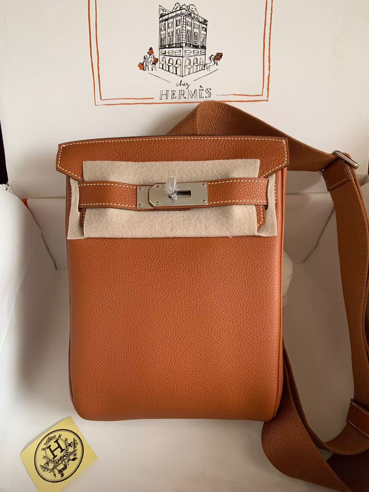 Hermès chest bag customize