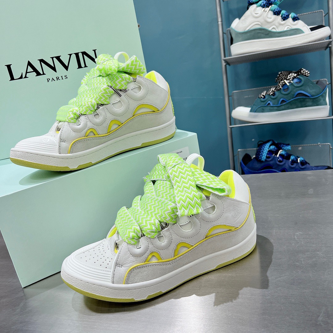 LAN Curb Sneaker 11