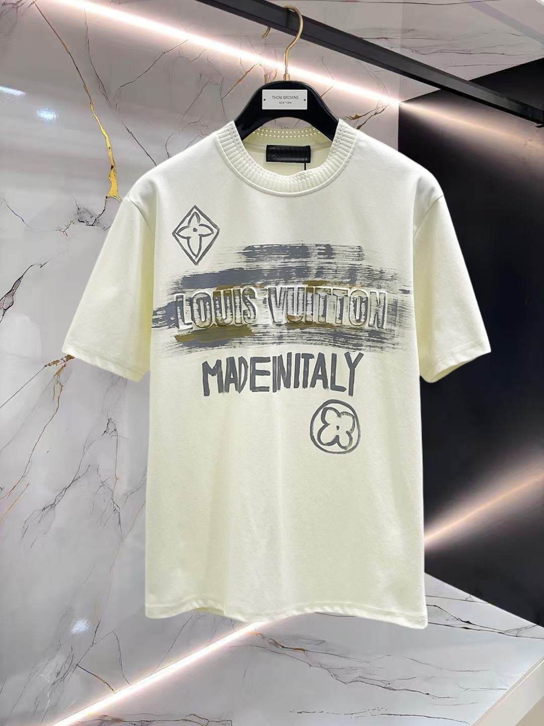LV T-shirt