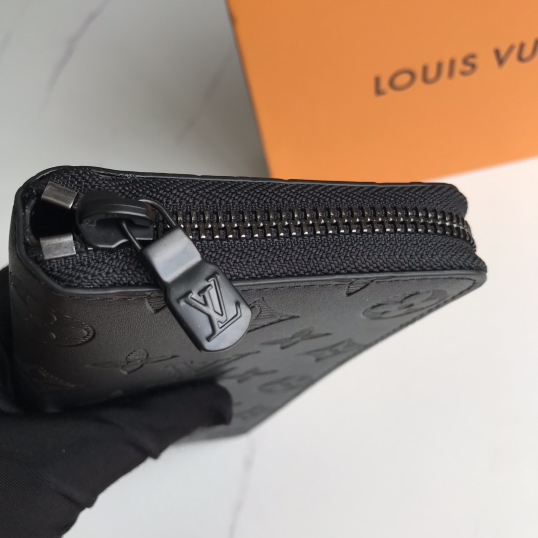 Long wallet 3.9″x7.9″x0.8″ BB-918000401
