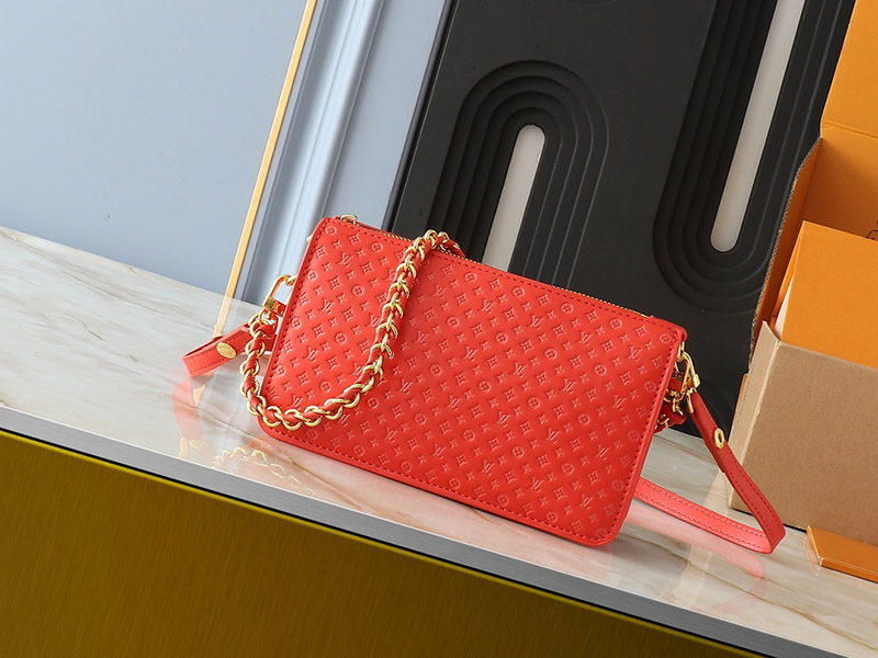 Rose Red Leather 8.5″x4.9″x2.0″ Chains Handbag with Adjustable Strap BB-921492