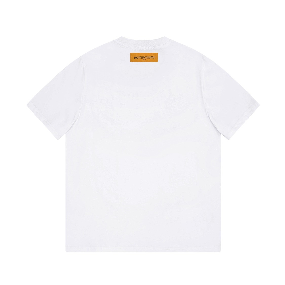LV 230,000 new T-shirts for spring and summer