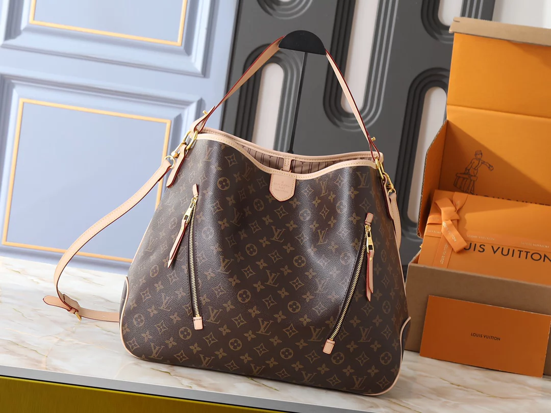Genuine leather (3Colors) Size 22.8″x12.6″x8.3″ Woman’s Handbag with straps BB-921962