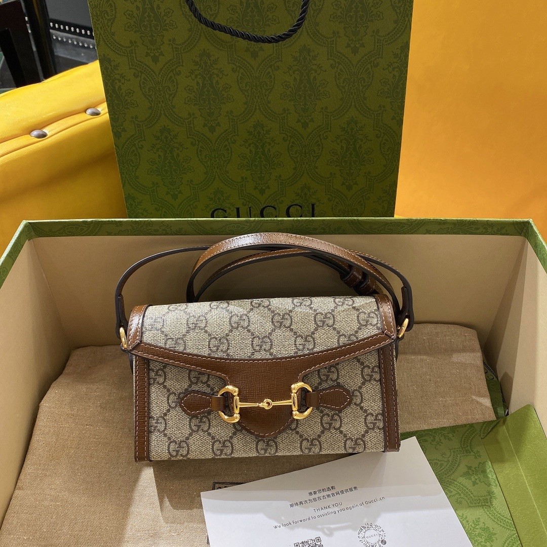 GUC Shoulder bag 18x12x5cm