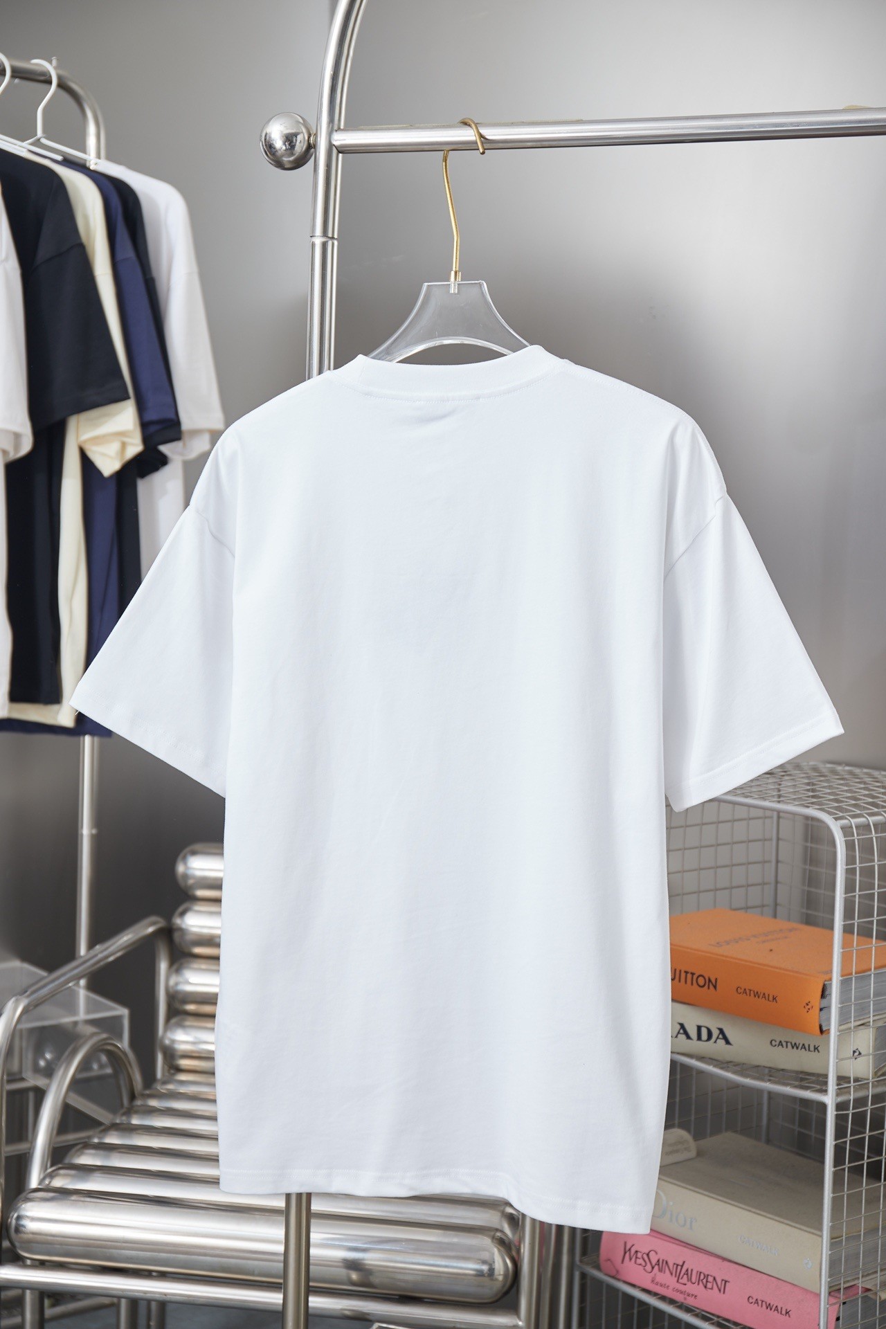 Amri T-Shirt