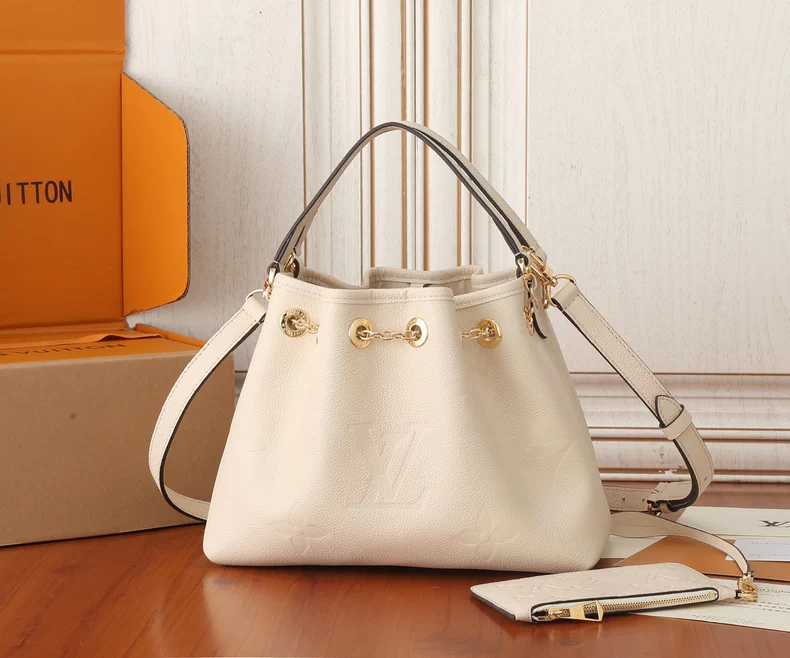 LOUIS VUITTON M25452 LV Bundle