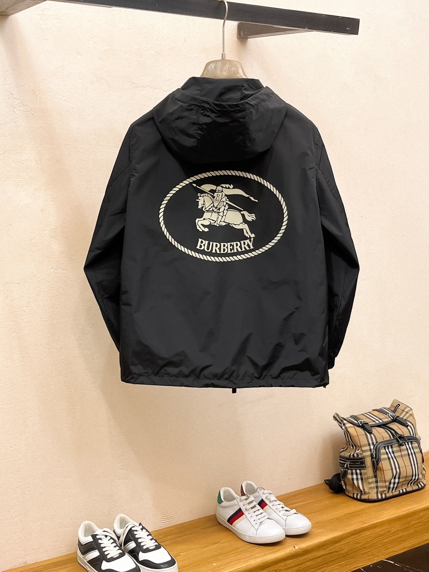B B R Jackets