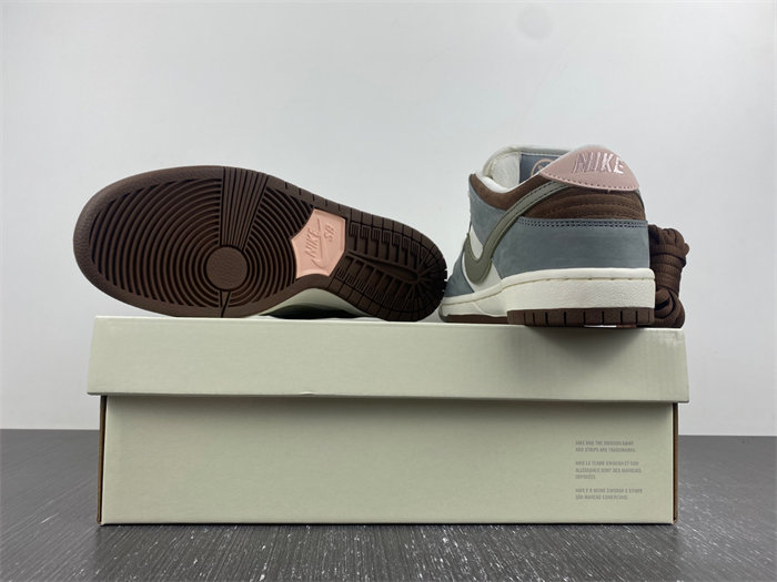 Yuto Horigome x NK SB Dunk Low FQ1180-001