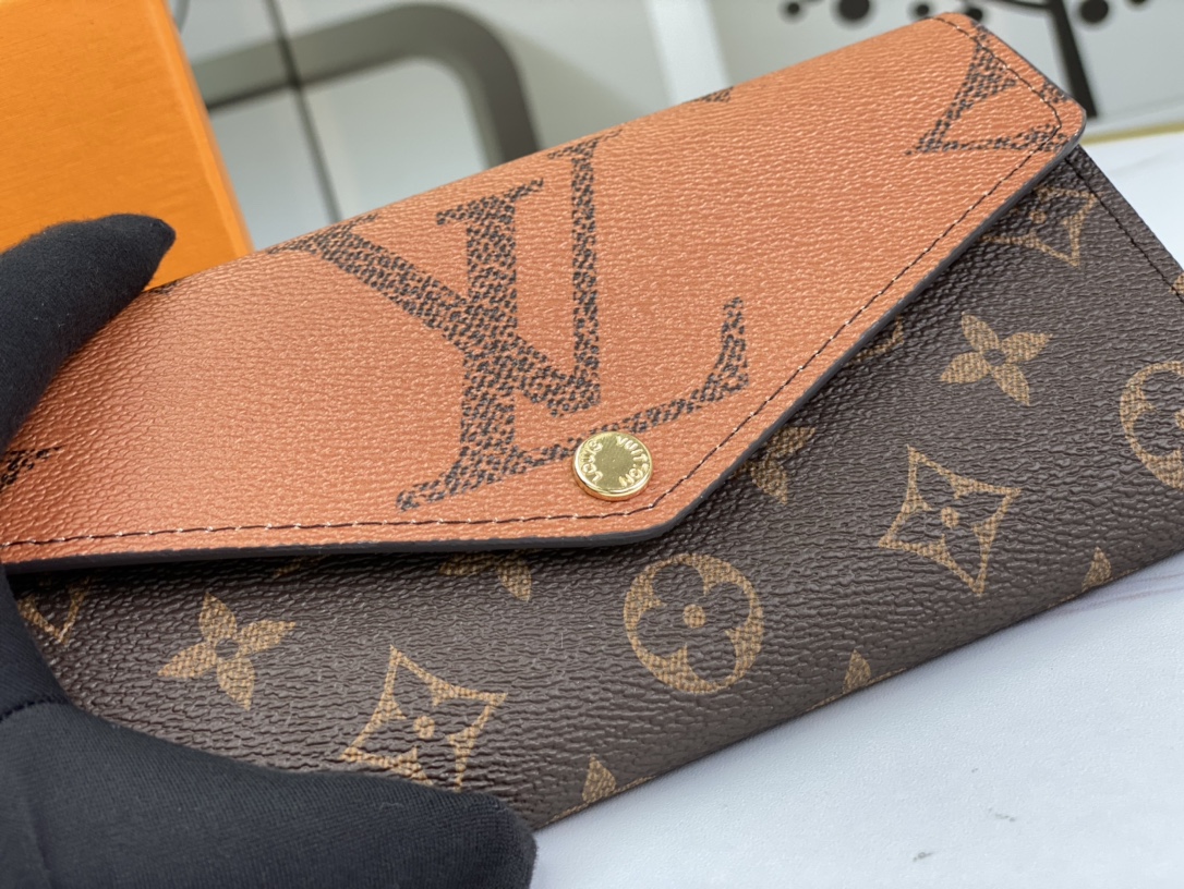 Long wallet 7.5″x4.1″x1″ BB-918000312