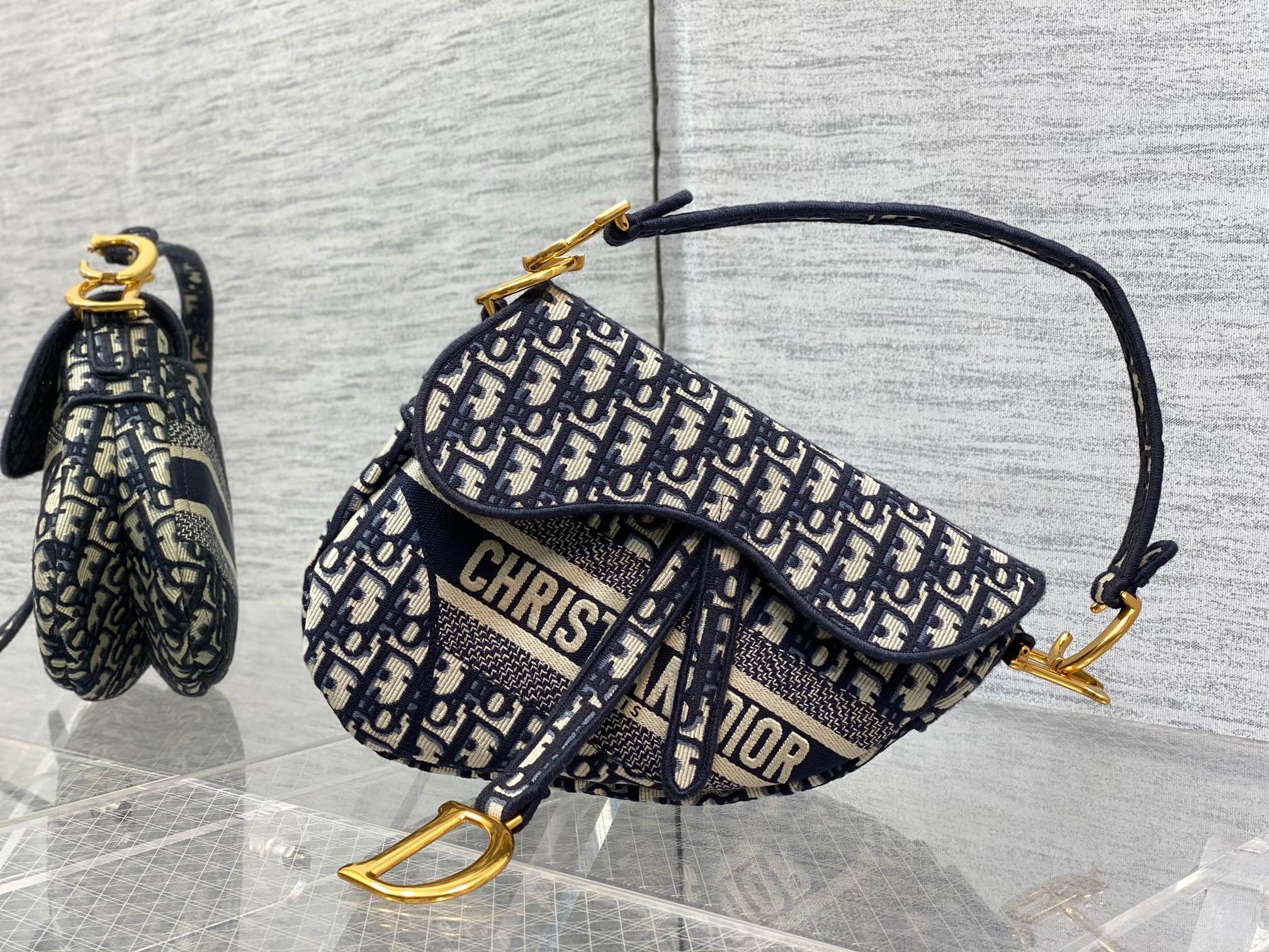 DR Saddle bag 25.5x20x6.5cm