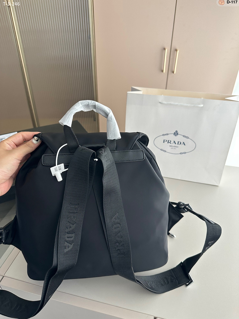 10.6″x5.9″x10.6″ Adjustable Straps Backpack BB-921041