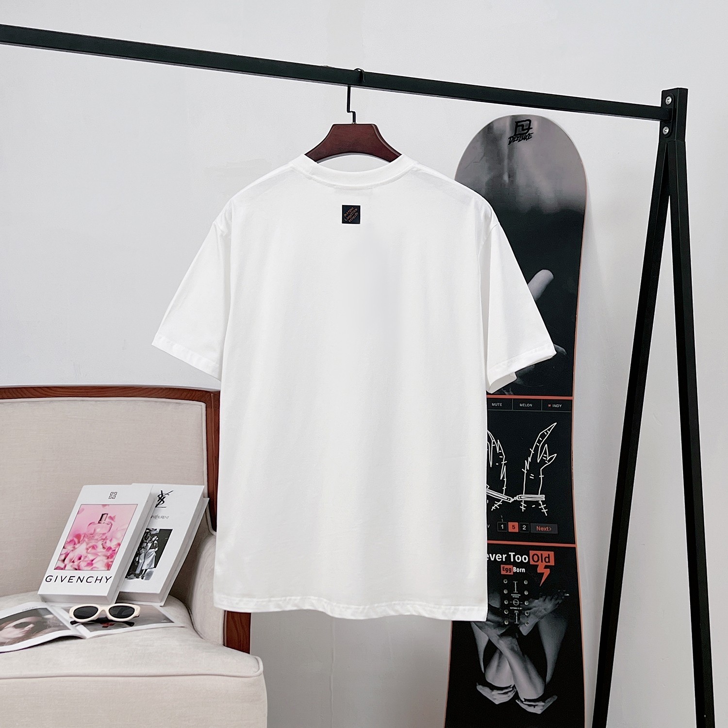 LV T-shirt