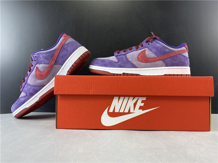 NK Dunk Low Plum CU1726-500