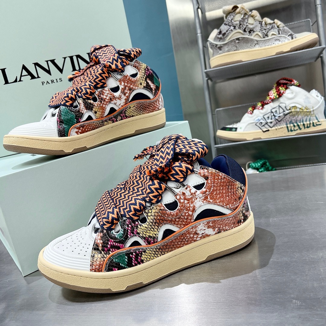 LAN Curb Sneaker 17