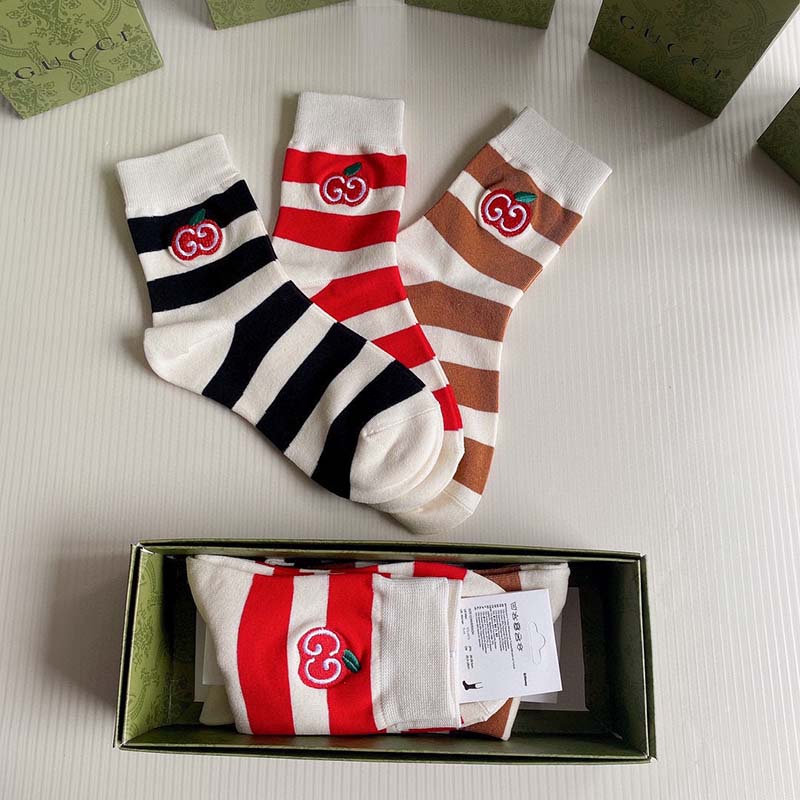 Set of 3 Pairs of Cotton Anti-bacterial Crew Socks WZ-924000161