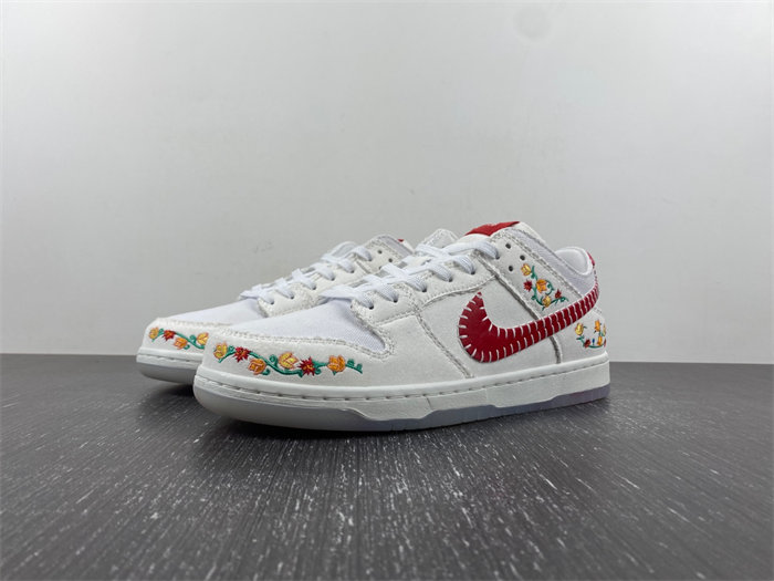 NK SB Dunk Low Decon “N7” FD6951-700