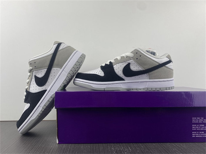 NK SB Dunk Low Chlorophyll BQ6817 011