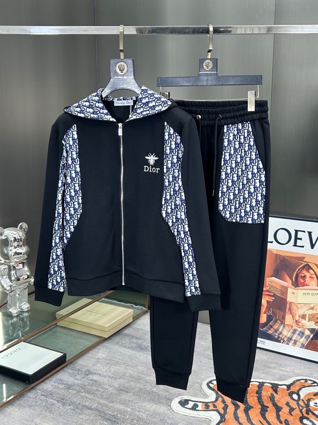 DR Long-sleeved two-piece suit
