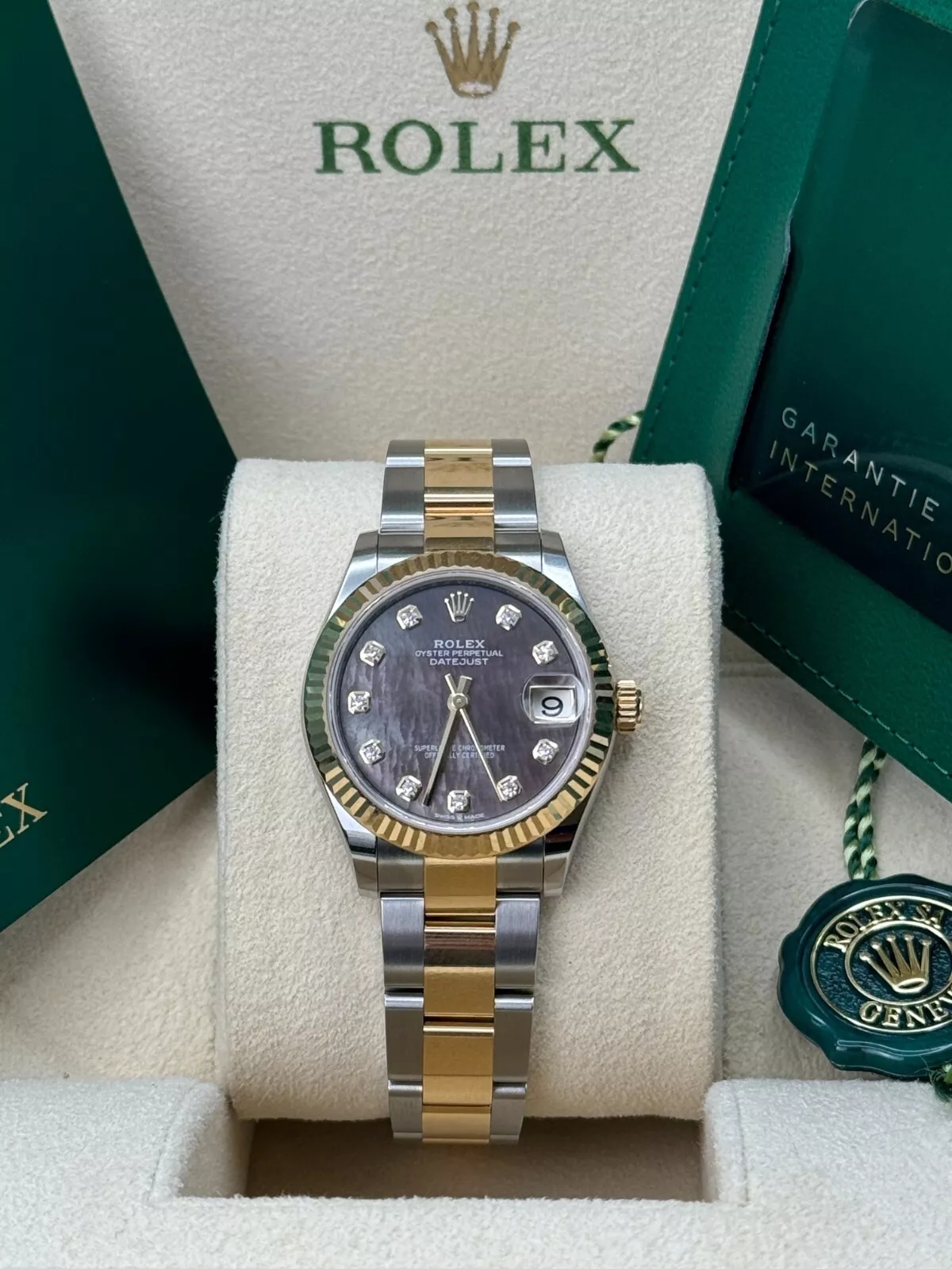 【Super Clone】RLX Datejust m278273-0023/0024 31mm Black Mother-of-Pearl Dial Stainless Steel and Yellow Gold Oyster Watch