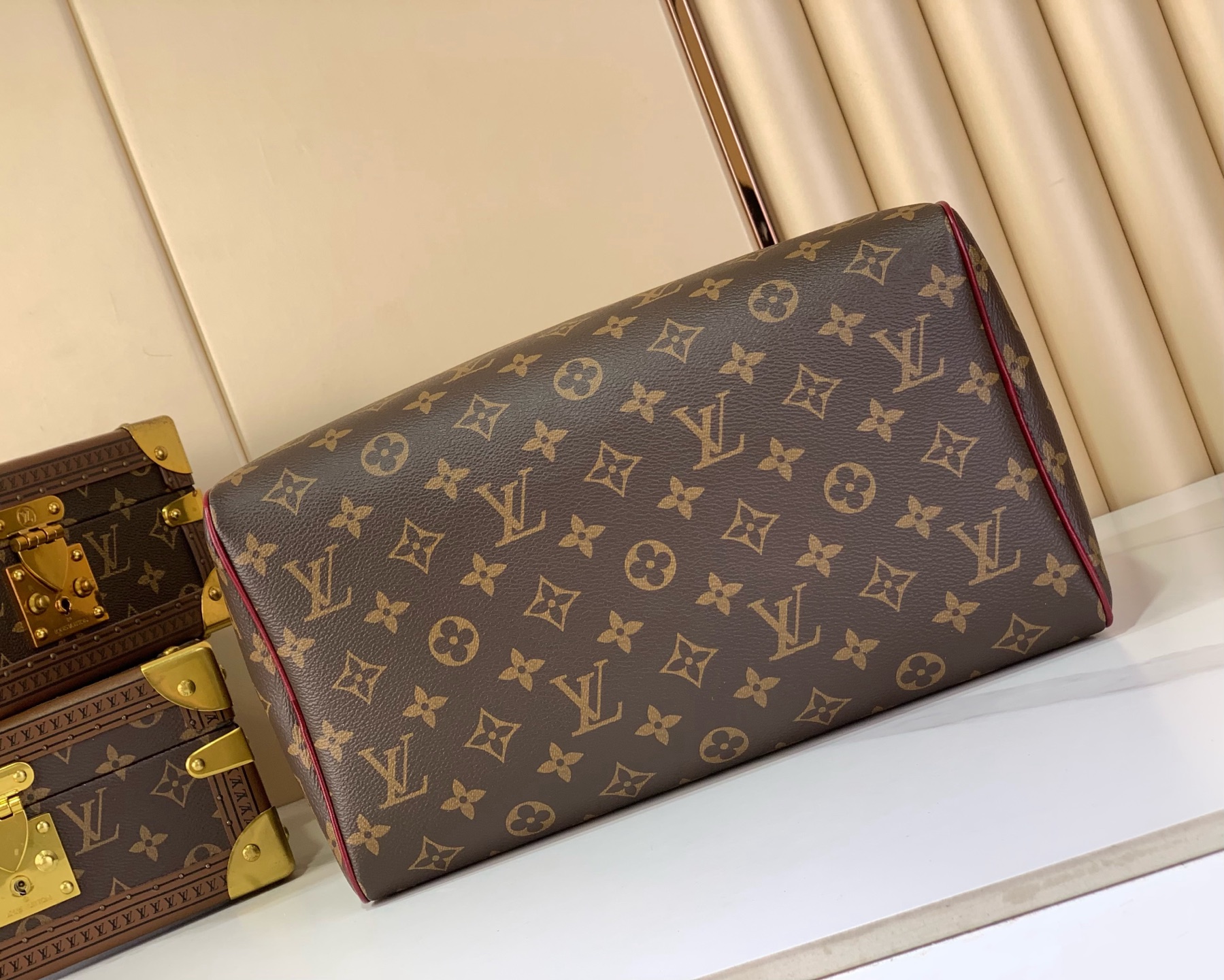 LOUIS VUITTON M28379 Speedy 30 Soft Celebration