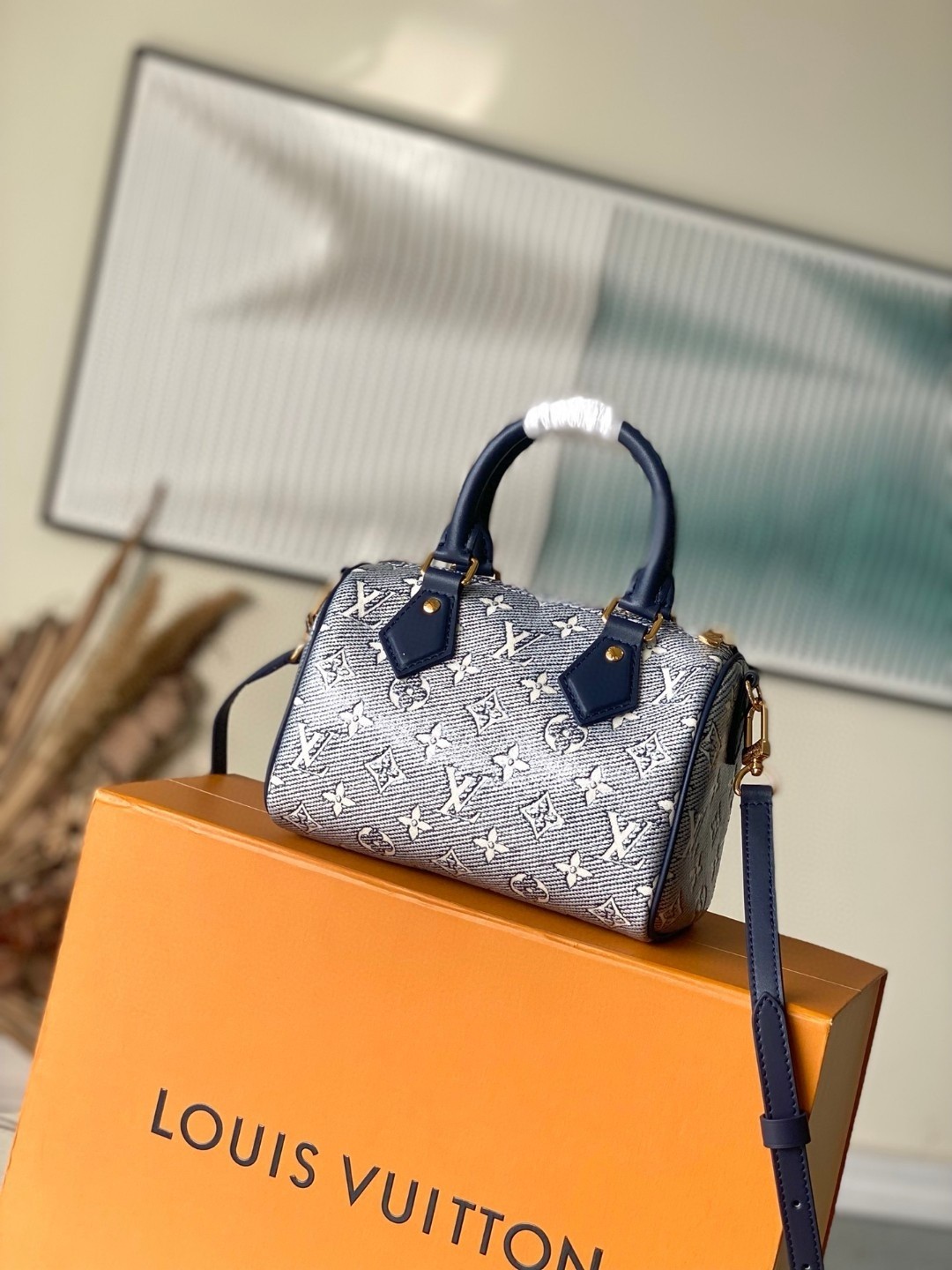 LV Speedy Bandoulière 20 M23069 Size：20.5x13.5x12cm