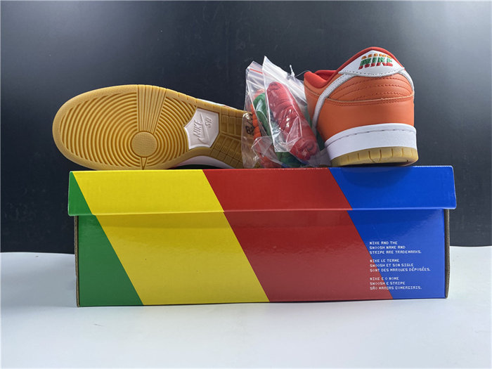 NK SB Dunk Low 7-Eleven CZ5130 600