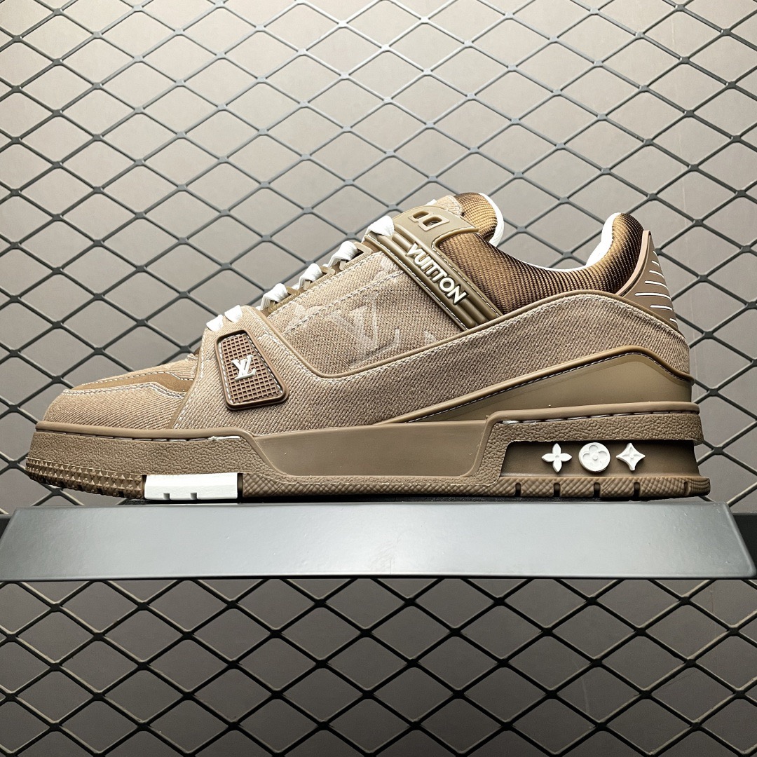 LV TRAINER