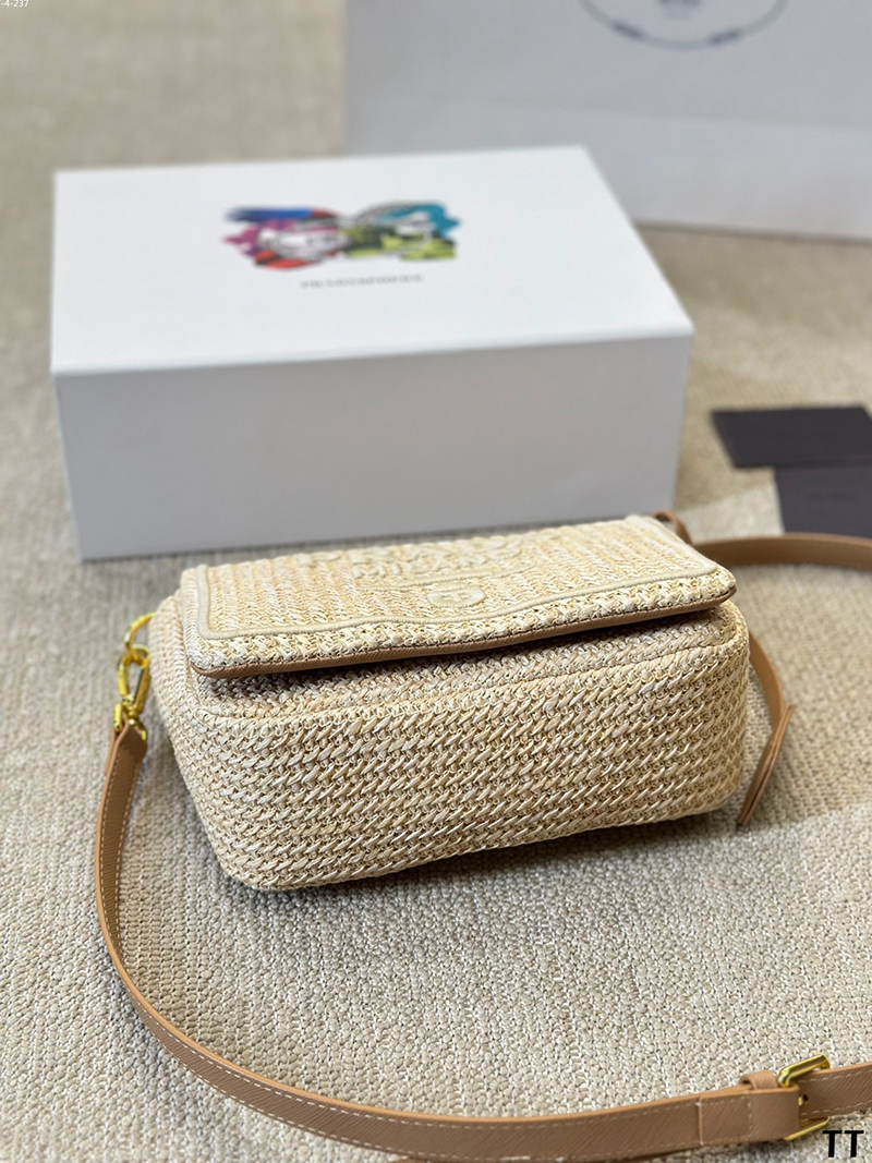 Fashion 8.3″x5.5″ Weave Handbag BB-921013