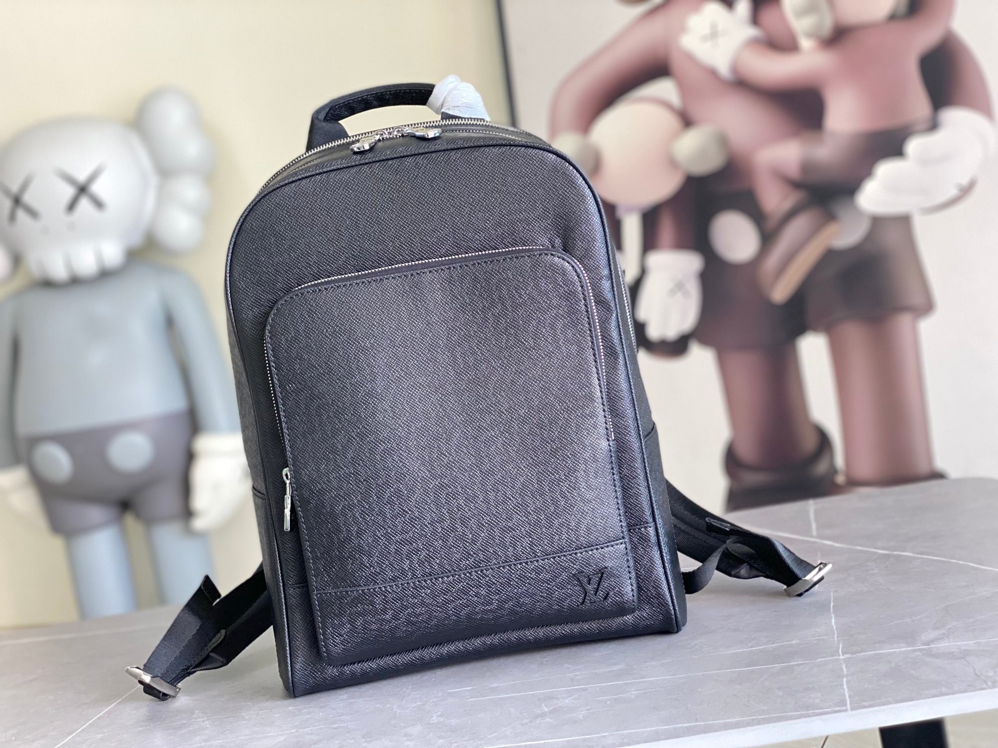 LV Backpack M30857 40x31x15cm
