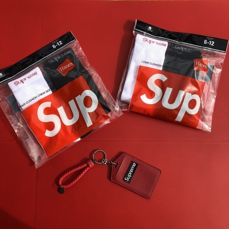 SUP Socks, 4 pairs for $9.9. Place orders directly for retail. Contact customer service for wholesale.