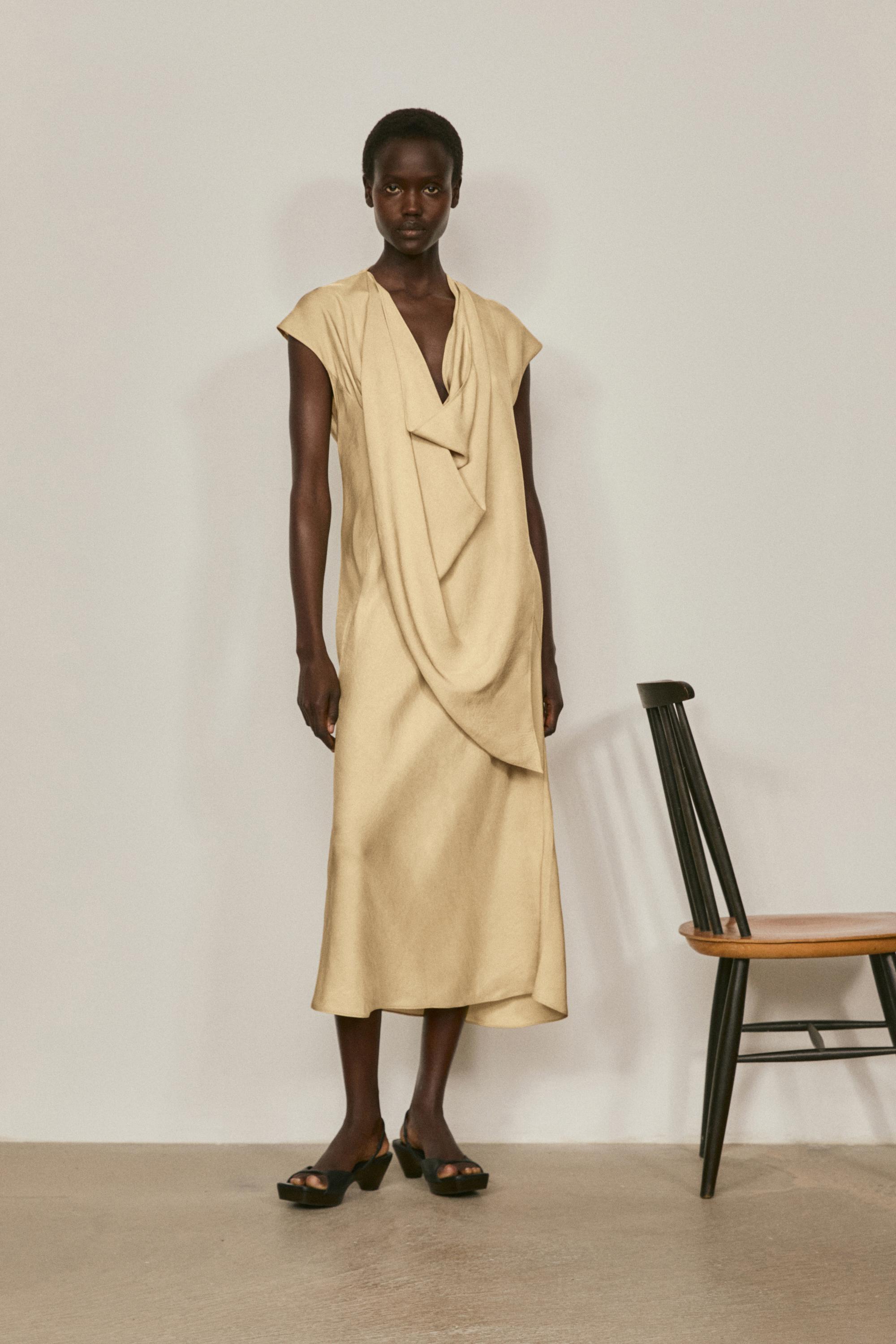 Vestido midi fluido drapeado - LIMITED EDITION