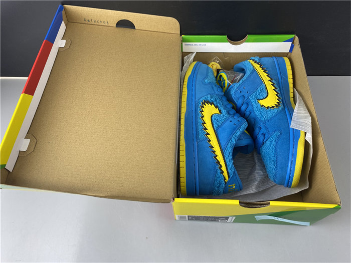 Grateful Dead x NK SB Dunk Low CJ5378-400