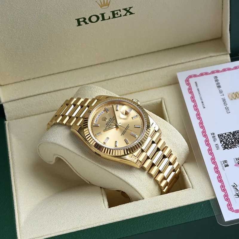 Classical Mechanical Watch WB-7180064