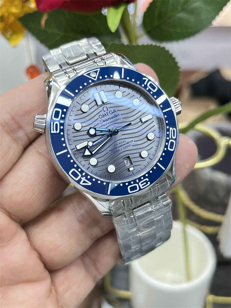 VSF Seamaster 300M Grey Dial Replica – 42mm Diver Watch with Ceramic Bezel