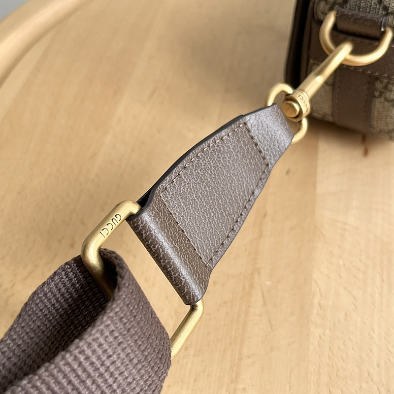 7.9″x4.7″x2.4″ magnetic snap Canvas Handbag BB-921363