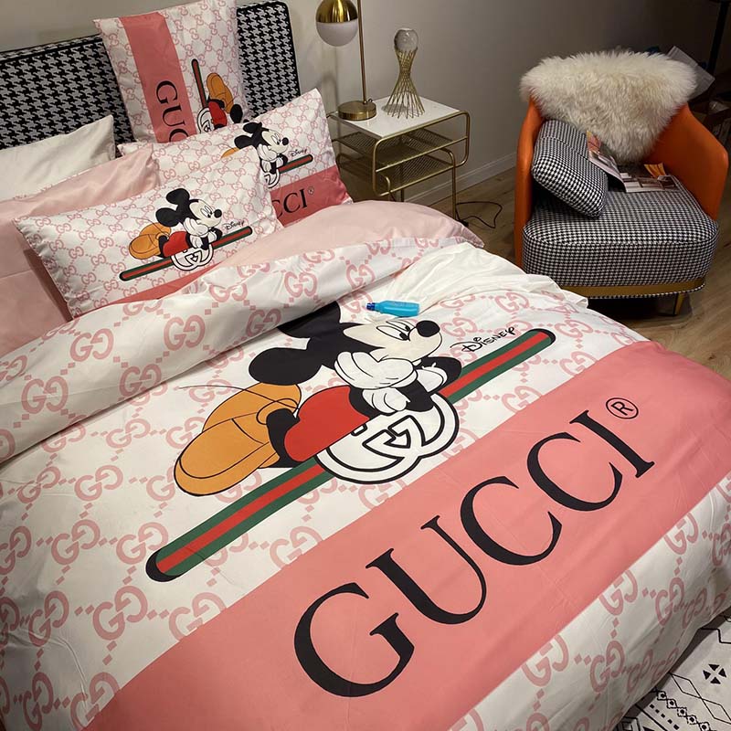 Fashion Pure Silk Digital Print Pink Bedding Sets(1 Quilt,1 Sham,1 pillow cases)SJT-986041