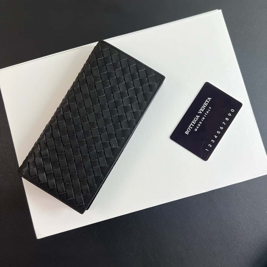 【Bottega Veneta】Black Wallet ☆Super Popular☆3 Types (Long and Short)