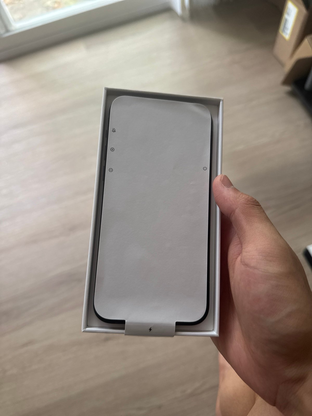 iPhone 12 1X78