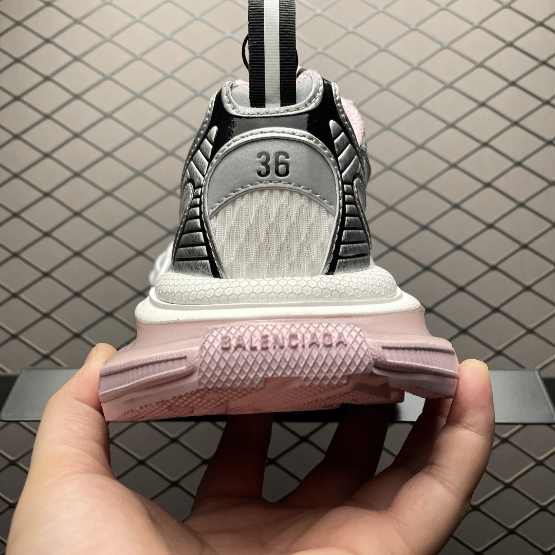 BLCG 3XL Sneakers